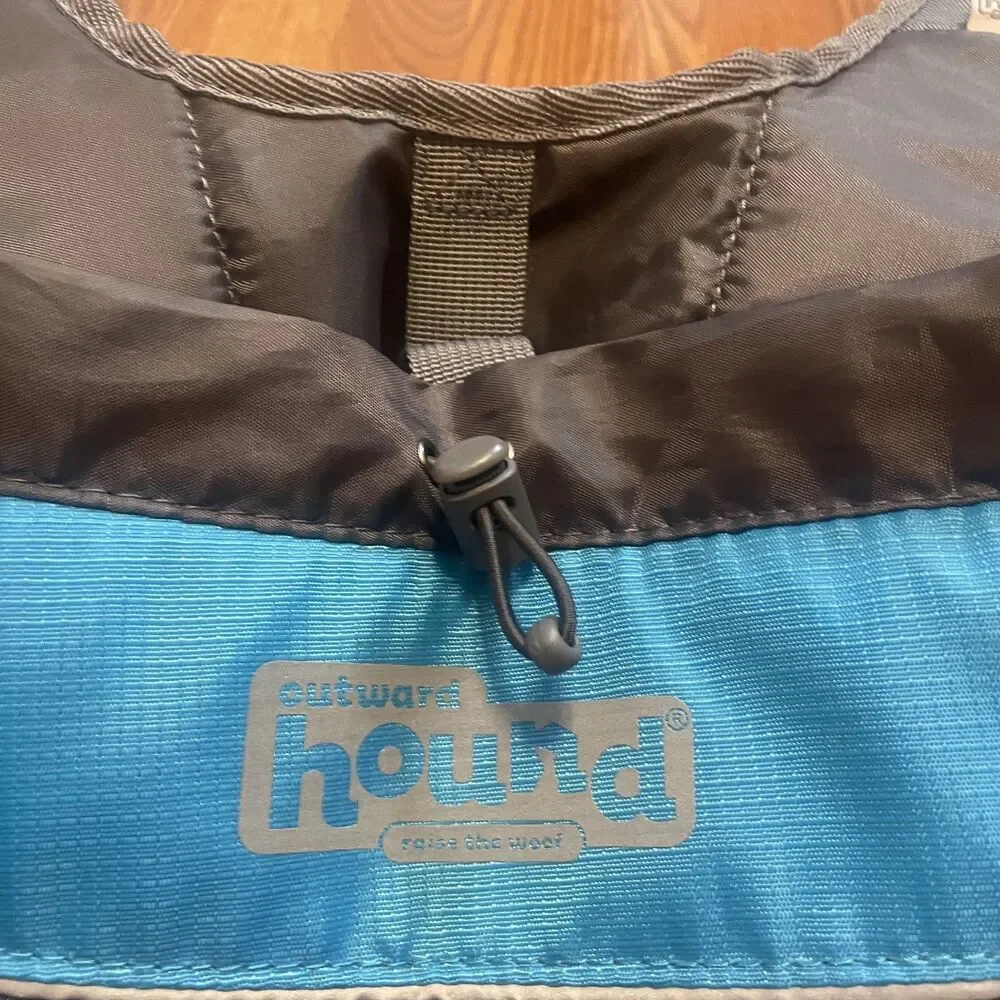 Outward Hound PoochPouch Dog Front Carrier Medium Hands-Free Pet Carrier Backpac
